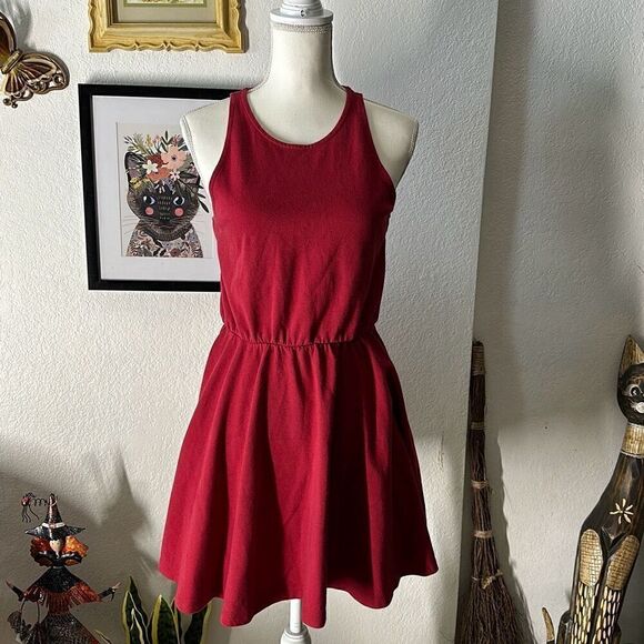 Gap Size cS Deep Red Fit and flare dress - Picture 1 of 7